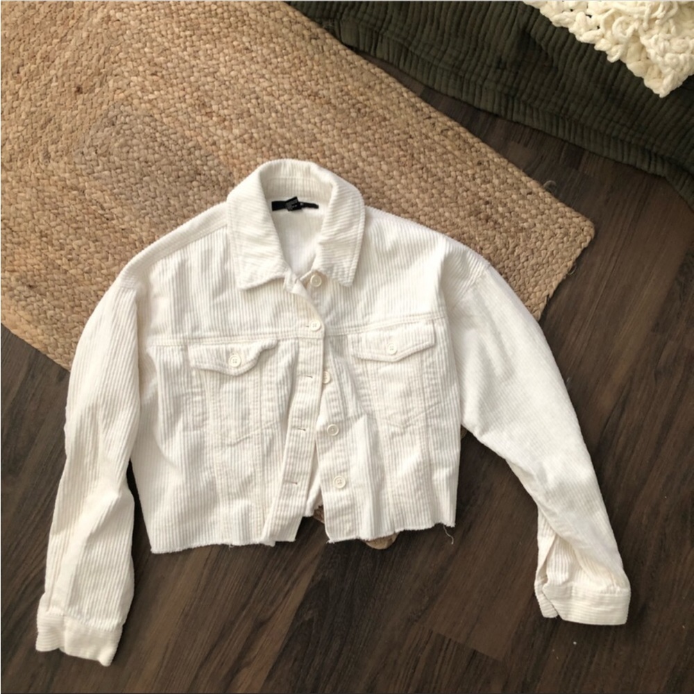 White cropped corduroy jacket